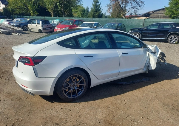 Tesla Model 3 cena 57900 przebieg: 20000, rok produkcji 2021 z Tykocin małe 497
